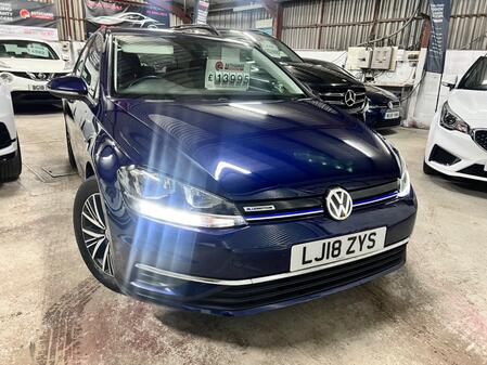 VOLKSWAGEN GOLF 1.5 TSI EVO BlueMotion Tech SE Nav