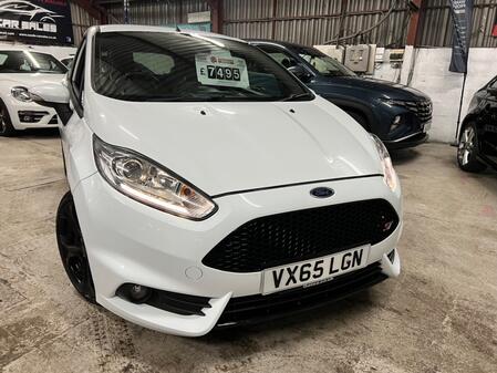 FORD FIESTA 1.6 T EcoBoost ST-2