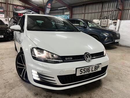 VOLKSWAGEN GOLF 2.0 TDI BlueMotion Tech GTD