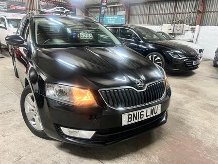 SKODA OCTAVIA 1.6 TDI SE Business