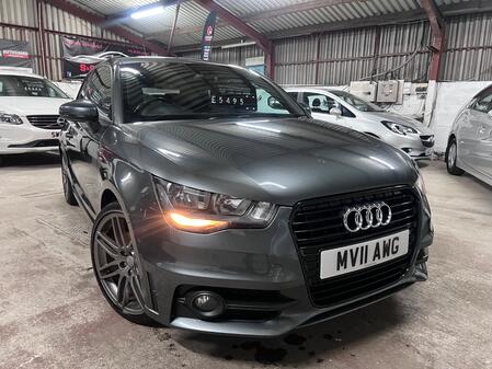 AUDI A1 1.4 TFSI S line